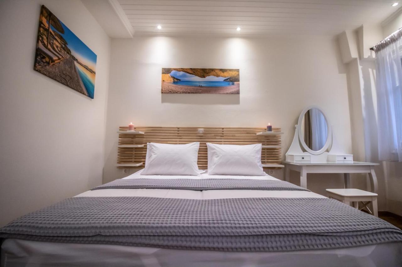 Levkosh Apartments At Lefkada'S Heart Buitenkant foto